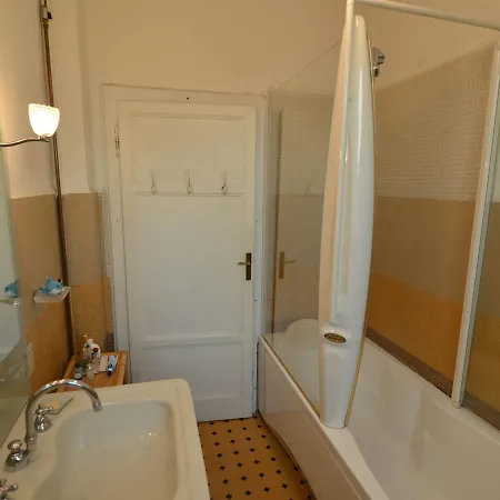 Holiday home Belvilla By Oyo La Commenda Sei
